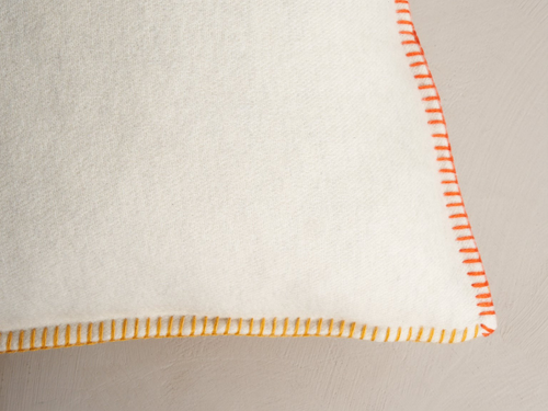 ALONPI GOING CASHMERE PILLOW / IVORY 20" x 20"