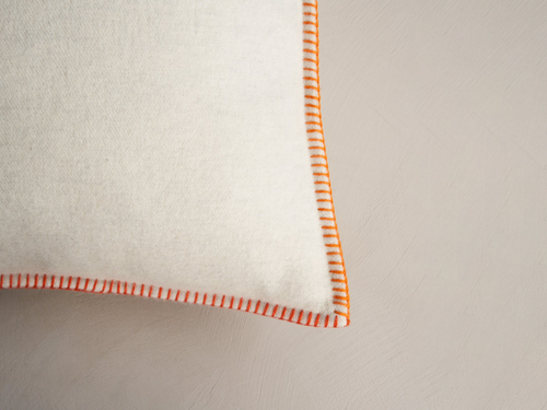 ALONPI GOING CASHMERE PILLOW / IVORY 20" x 20"