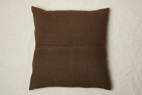 ISABELLE YAMAMOTO DYED HEMP CUSHIONS / MARRON