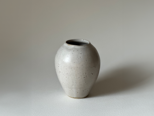 JODIE FRIED VESSEL NO.53 / WHITE H4.5" x Ø3.75"