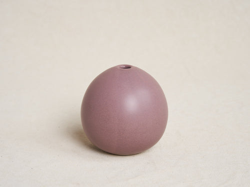 CHRISTIANE PERROCHON EXTRA SMALL EGG VASE / AUBERGINE H3.9"