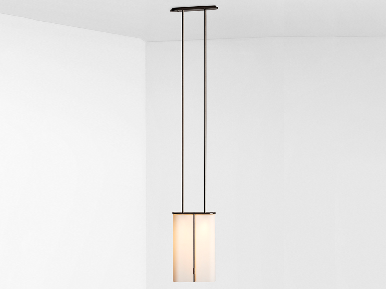 Slim online pendant light