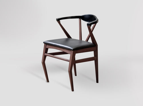 ATRA ARACHNID CHAIR L24.8" x W20.9" x H33.1 x SH18.5"