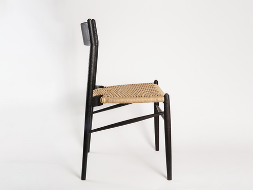 NON-STANDARD EQUATE DINING CHAIR / BLACK H33.5” x D17” x W19.5” x SH17.5”