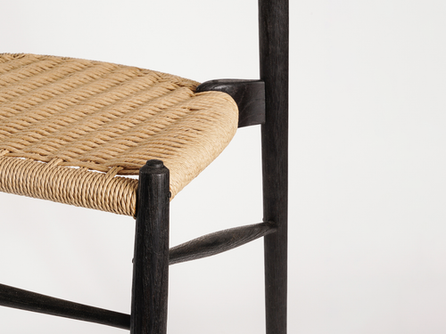 NON-STANDARD EQUATE DINING CHAIR / BLACK H33.5” x D17” x W19.5” x SH17.5”