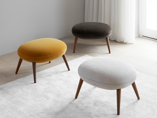 FREDERICIA SPACE COPENHAGEN SWOON OTTOMAN W24.8" x D20.67" x H15.94"