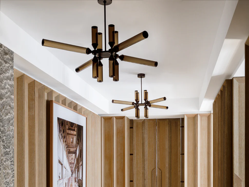 ROLL & HILL CASTLE CHANDELIER / 12-01 Ø34" x H17.5"