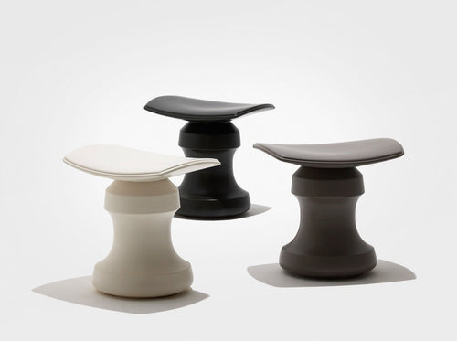COLLECTION PARTICULIÈRE ROI STOOL / CERAMIC 19.2" x 13.7" x H17.7" x SH16.7"