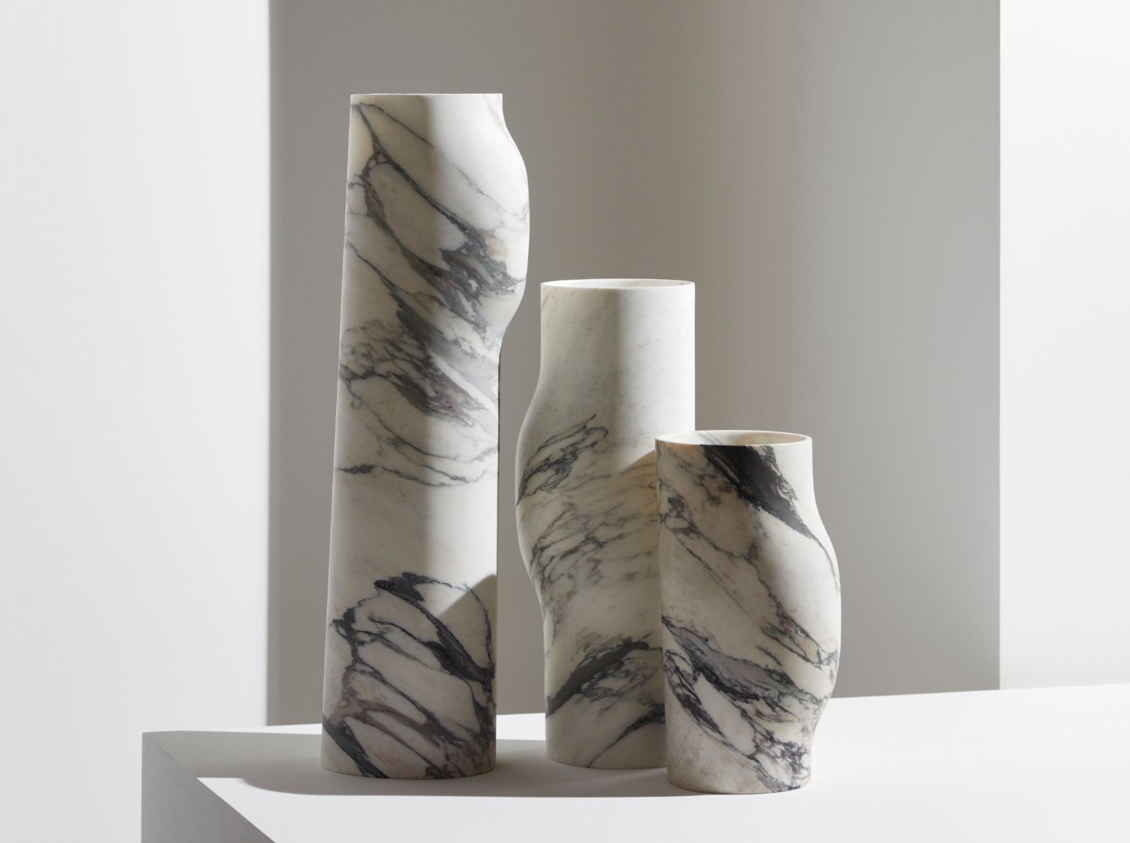 COLLECTION PARTICULIÈRE BOS VASES | GARDE – Garde