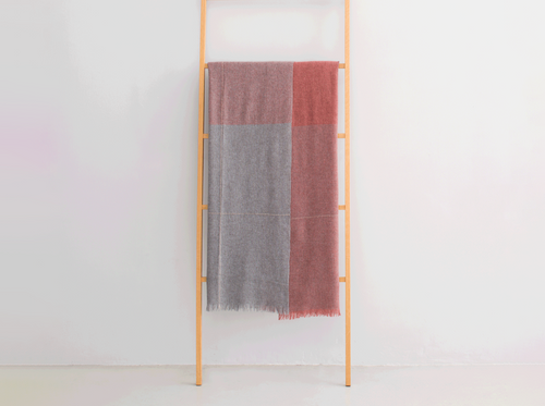 TEIXIDORS NOMAD THROW / OLD PINK + LEAD GREY W55” x L71"