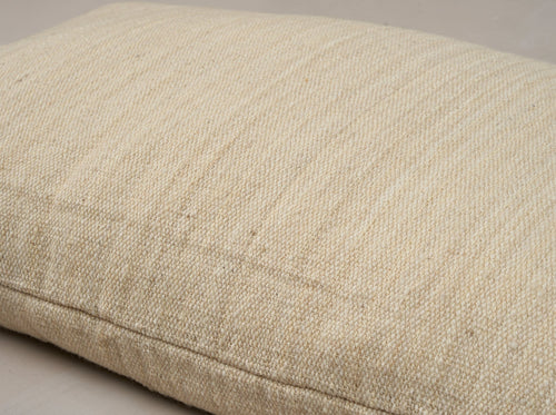 VALENTINA HOYOS WOOL PILLOW / NATURAL  32" x 20"