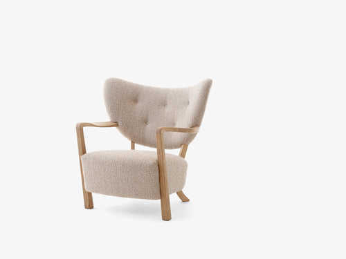 &TRADITION WULFF LOUNGE CHAIR H34" x W34" x D34.6"