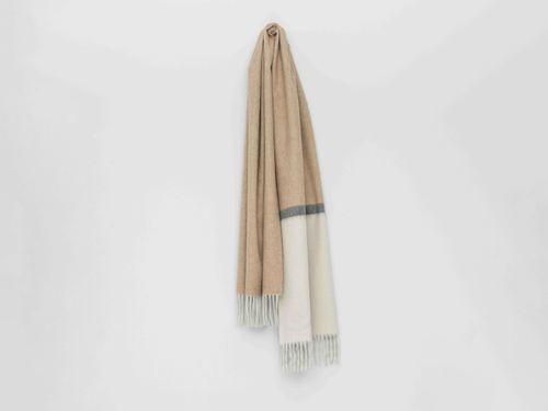 BEGG X CO ARRAN BORDERLAND THROW / NATURAL GREY 59" x 72"