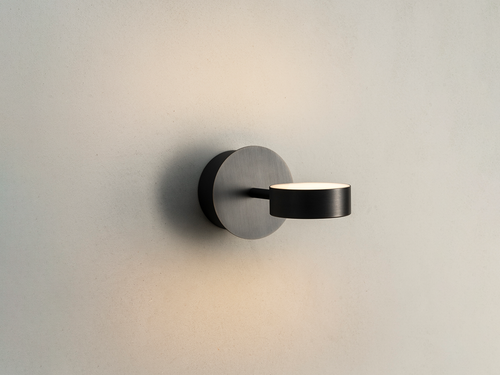 GIOPATO & COOMBES SOFTSPOT HORIZONTAL SCONCE Ø4" x D7.5"