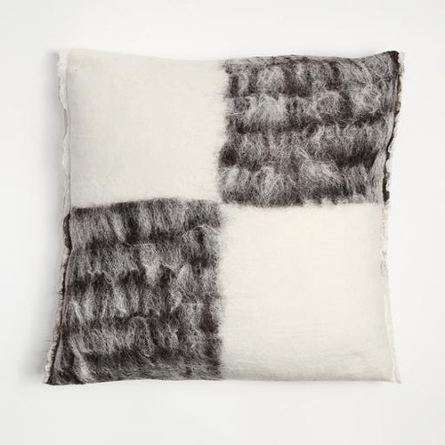 MADDA STUDIO NUNO CUBOS PILLOW / BLACK + WHITE 24" x 24" **