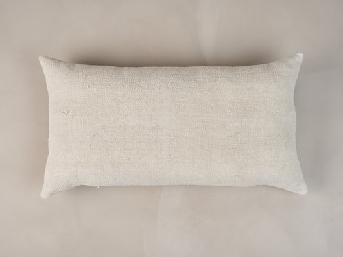 ISABELLE YAMAMOTO DYED HEMP CUSHIONS / NATURAL