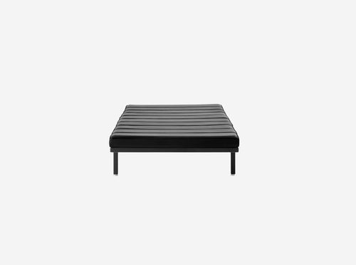 VIPP DAYBED W78.8" x D33.5" x H12.4"