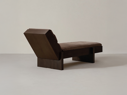 GALERIE NAINOA ANDO LOUNGE CHAIR 02 W71.75" x D29.5" x H29.5" x SH17.75"