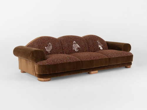 PIERRE AUGUSTIN ROSE SAINT GERMAIN 335 SOFA / TAPISSERIE W131.9" x D52.4" x H36.2" x SH17.7"