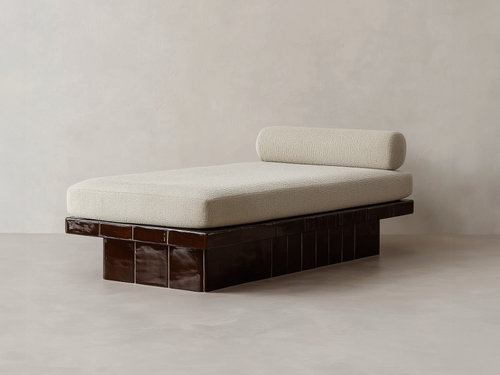 GALERIE NAINOA ARDEN DAYBED 02 W78.75" x D30" x H15.75"
