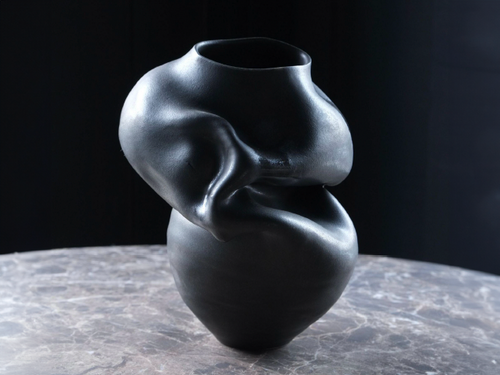 ERIN BANTA WILFORD RUPTURE VASE / 08032 H8" x W5"