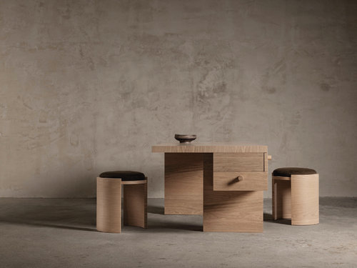 KĀNA OBJECTS NOTO DESK L70.9" x D35.4" x H28.7"