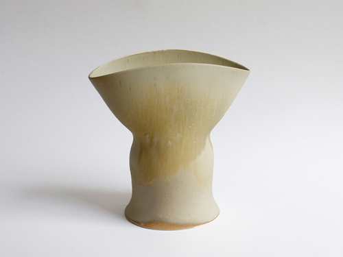 CLAM LAB YELLOW FAN VASE W4”x L8” x H8”