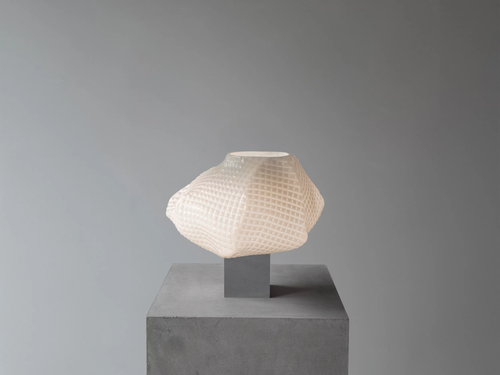 GIOPATO & COOMBES NOKORI NI MEDIUM TABLE LAMP / BLOCK BASE W12.5" x D12.5" x H12"