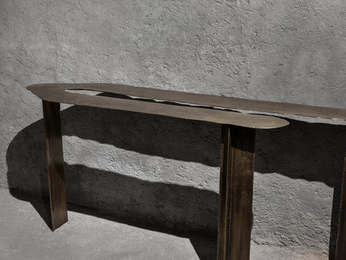 ŌMBIA STUDIO MUSICA CONSOLE TABLE L78" x D20" x H32"