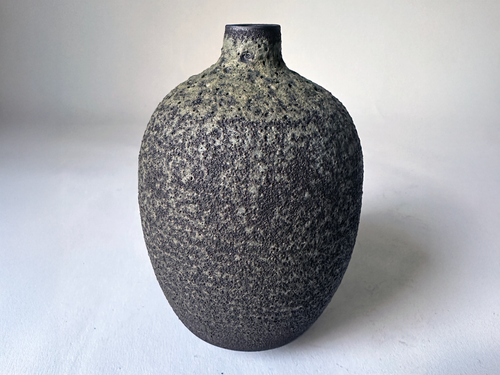 HEATHER ROSENMAN LAVA VASE / GREIGE 25660 W4" x D4" x H5.5"