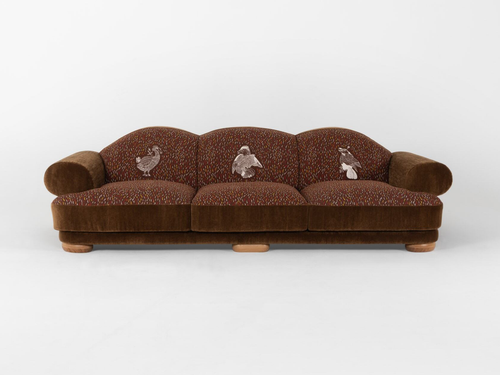 PIERRE AUGUSTIN ROSE SAINT GERMAIN 335 SOFA / TAPISSERIE W131.9" x D52.4" x H36.2" x SH17.7"