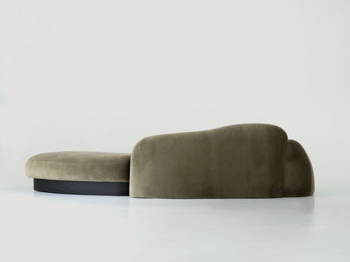 FAĪNA PLYN SOFA L129.9" x D59" x H31.4"