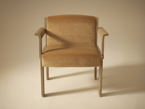 COLLECTION PARTICULIÈRE GIL LOW CHAIR / ARMRESTS W27.5" x D25" x H28.7" x SH16.5"