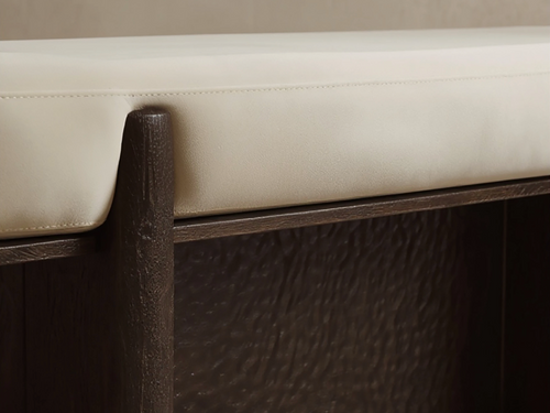 GALERIE NAINOA IKE BENCH 01 W59.75" x D18" x H18"
