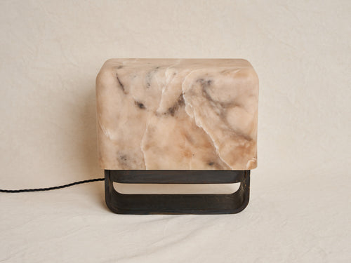 MICHAËL VERHEYDEN RUBIK TABLE LAMP / ALABASTER TABAC