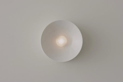 VOLKER HAUG STUDIO ANTON CERAMIC CRISP WHITE SCONCE Ø7" x D3.9"