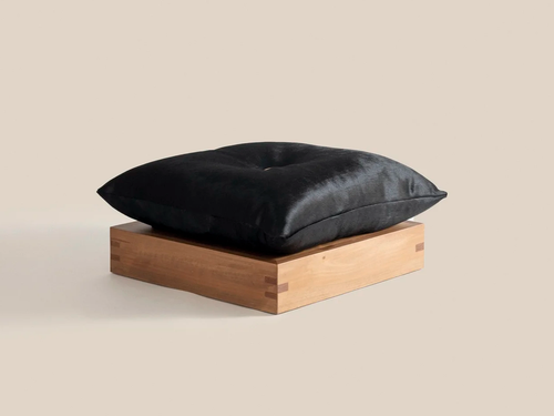 GARCÉ DIMOFSKI LAZY OTTOMAN W29.5" x D29.5" x H11.8"