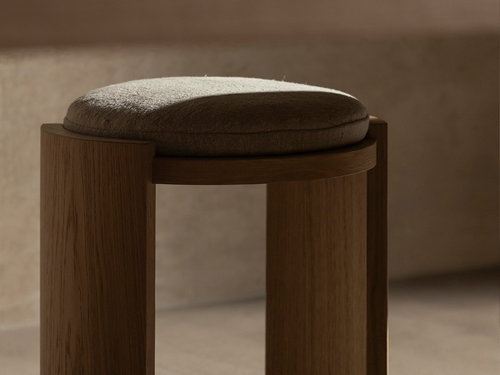 KĀNA OBJECTS HIKU STOOL Ø15.7" x H17.7"