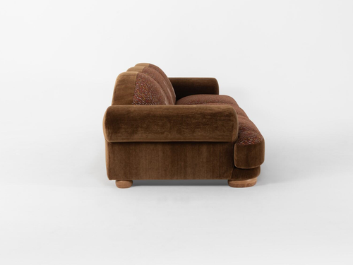 PIERRE AUGUSTIN ROSE SAINT GERMAIN 335 SOFA / TAPISSERIE W131.9" x D52.4" x H36.2" x SH17.7"