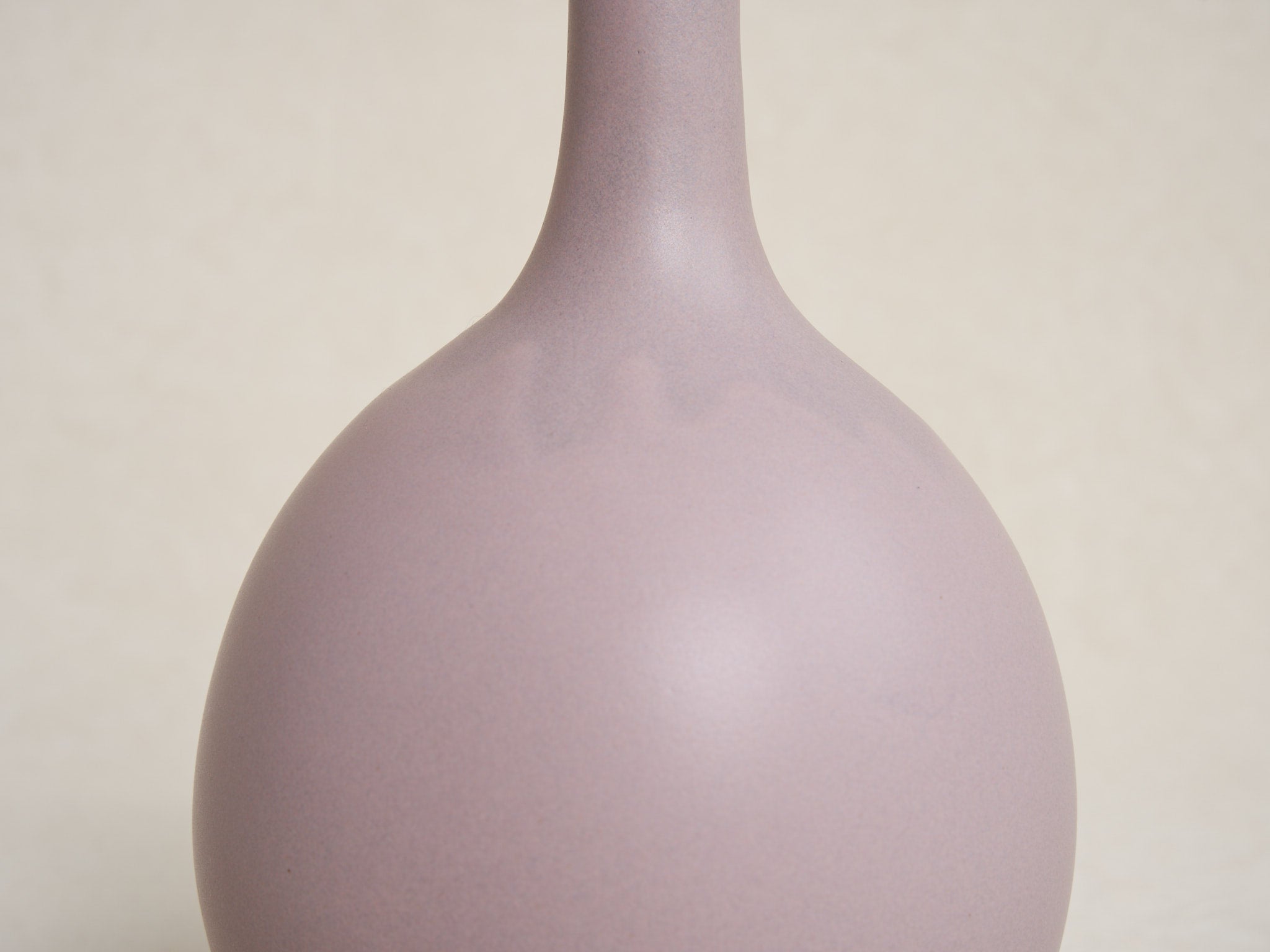 Christiane Perrochon＊フラワーベース CHRISTIANE PERROCHON STONEWARE FLOWER VASE / MATT LAVENDER | GARDE
