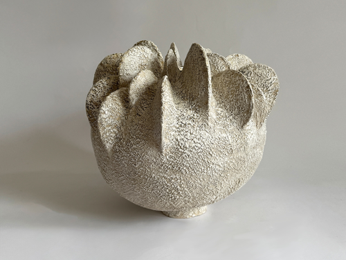 JULIE NELSON IVORY TABLEAU Ø12.5 x H12"