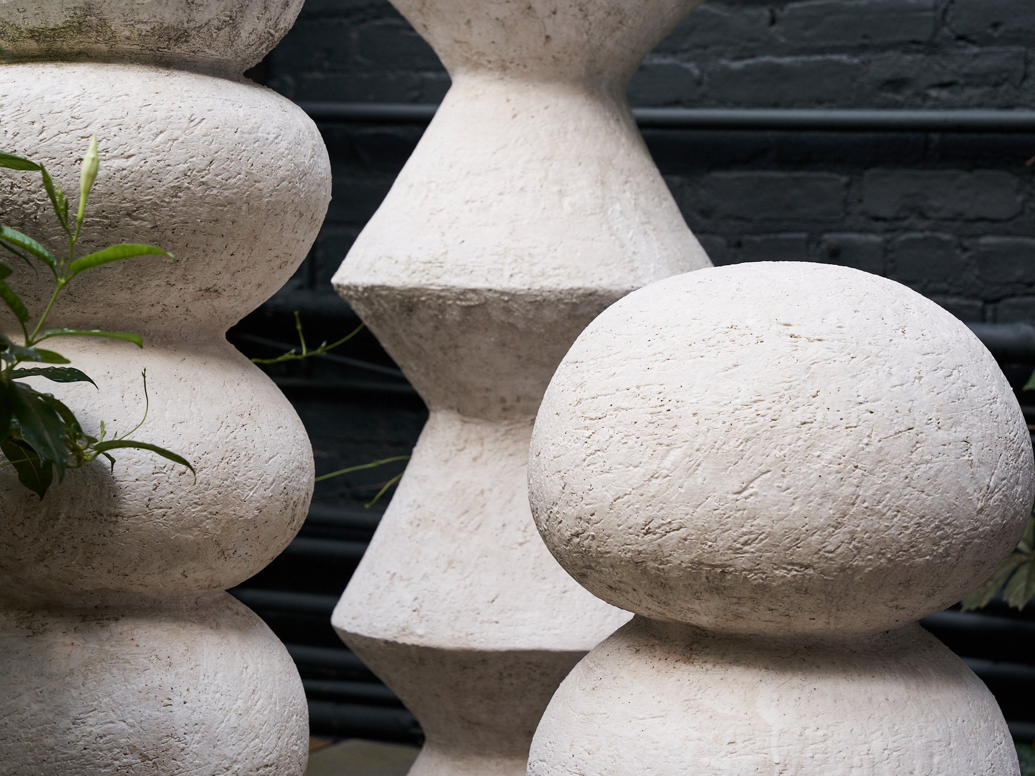 アート　石膏 ABIGAIL OZORA SIMPSON CERAMIC SCULPTURE | GARDE – Garde