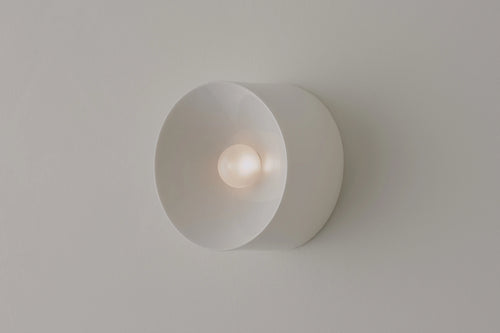 VOLKER HAUG STUDIO ANTON CERAMIC CRISP WHITE SCONCE Ø7" x D3.9"