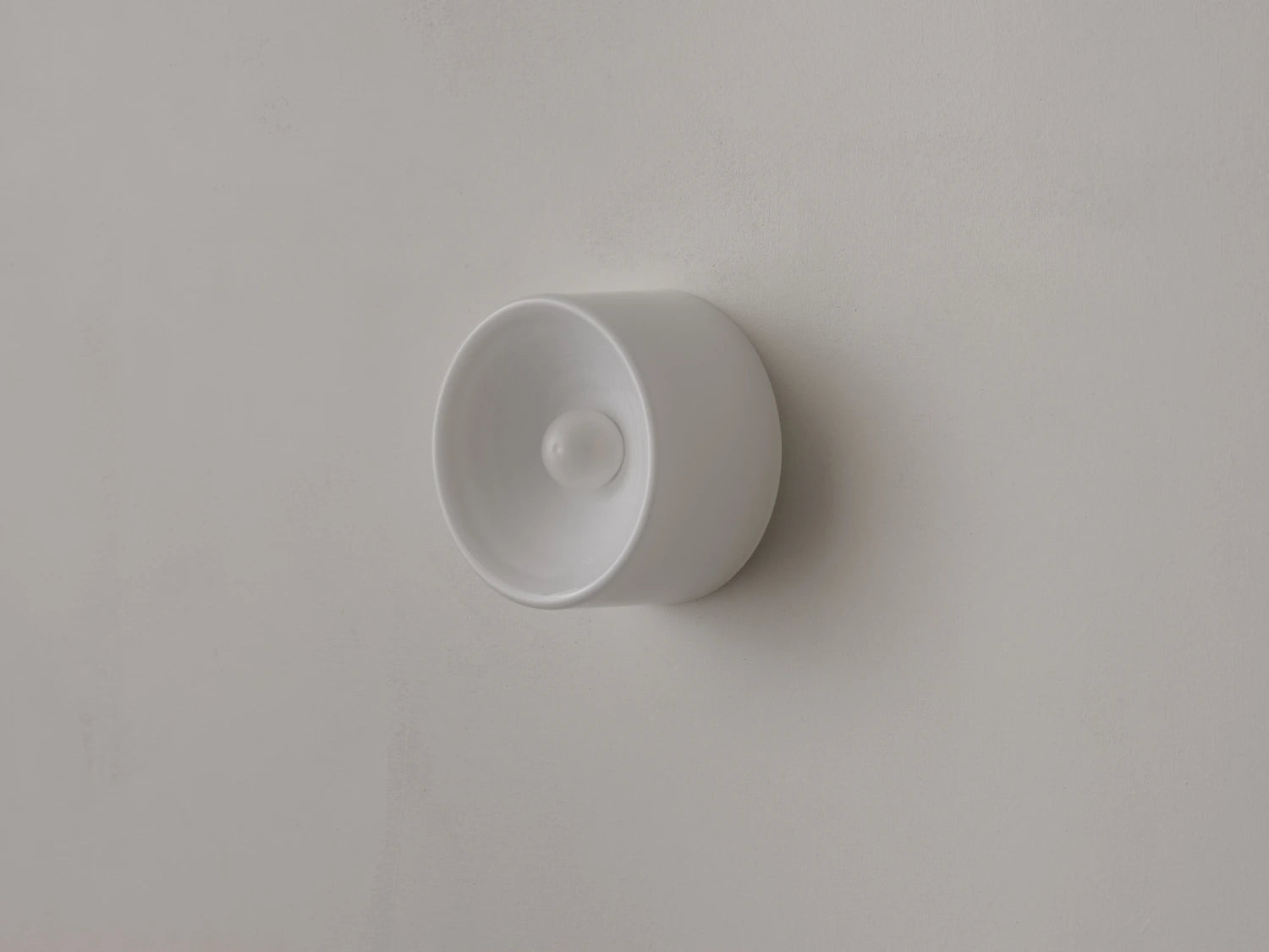 ANTON BLOWN GLASS SCONCE / OPAL WHITE - Thumbnail 2