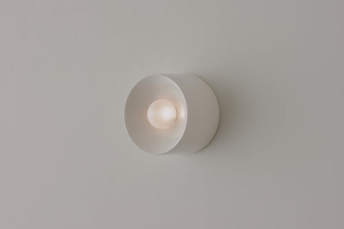 VOLKER HAUG STUDIO ANTON MINI CERAMIC SCONCE Ø5.1" x D3.4"