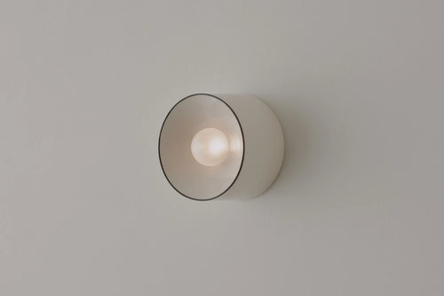 VOLKER HAUG STUDIO ANTON CERAMIC PINSTRIPE SCONCE / MINI Ø5.1" x D3.4"