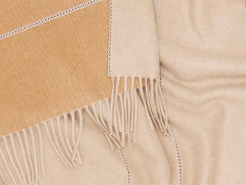 ALONPI CUCI CASHMERE THROW / BEIGE W55" x L75"