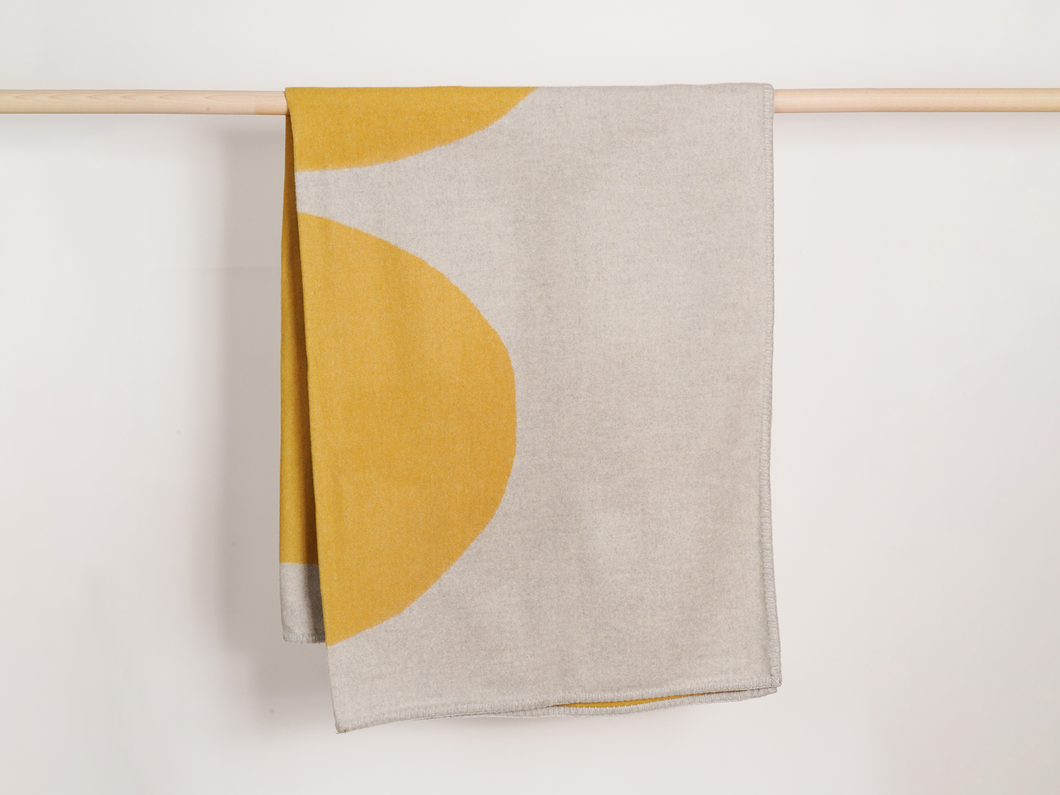 BEGG X CO HAWK BEE THROW / GREY AND OCHRE 55
