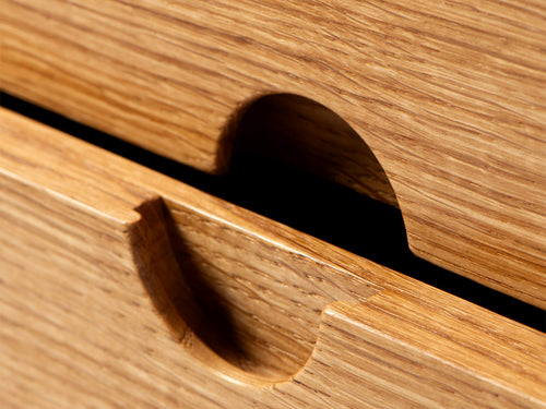 DAGMAR ENTRE BEDSIDE TABLE