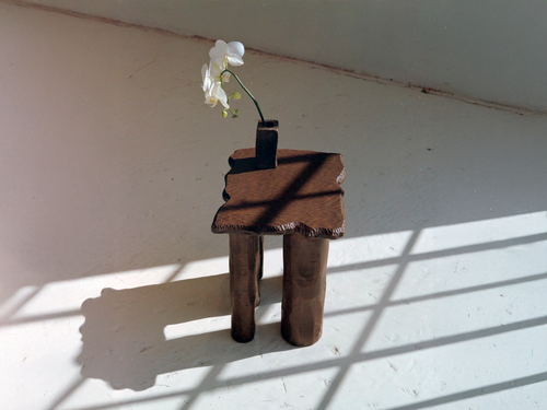 ŌMBIA STUDIO MARE SIDE TABLE W15" x D13" x H19"